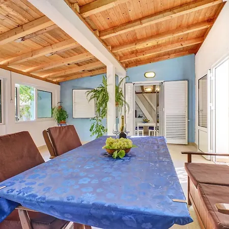 Apartment Cozy Analia Near Beautiful
